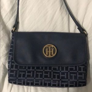Tommy Hilfiger cross body